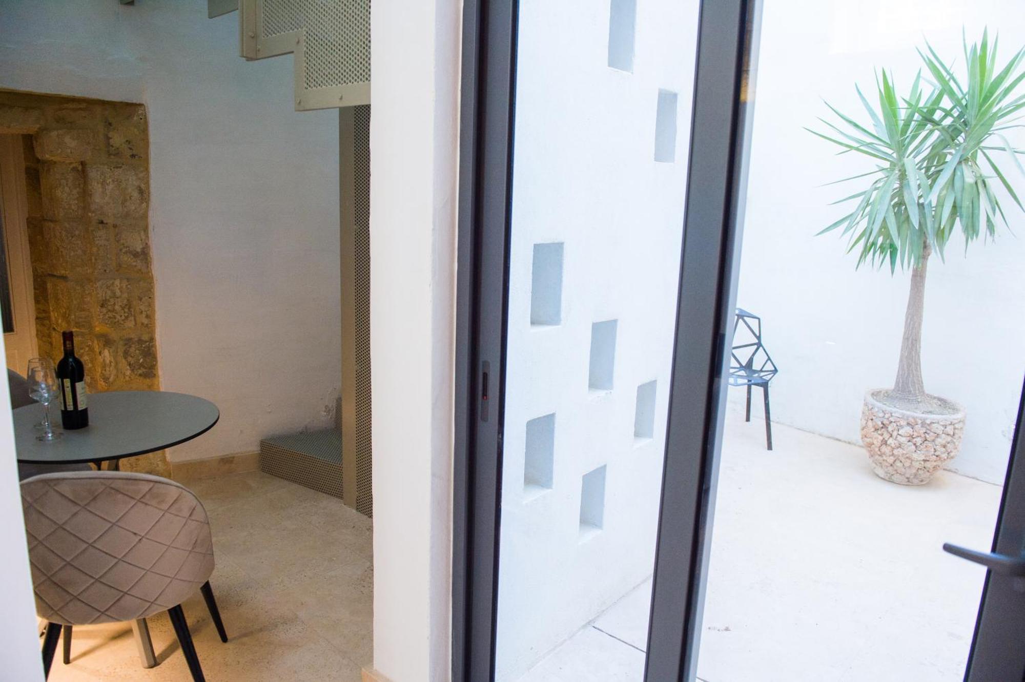 San Anton Suites Attard Buitenkant foto